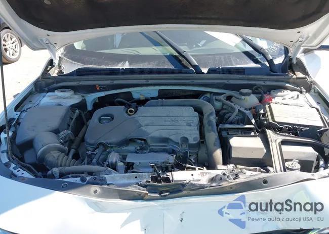 1G1ZD5ST1JF184890: 43424455