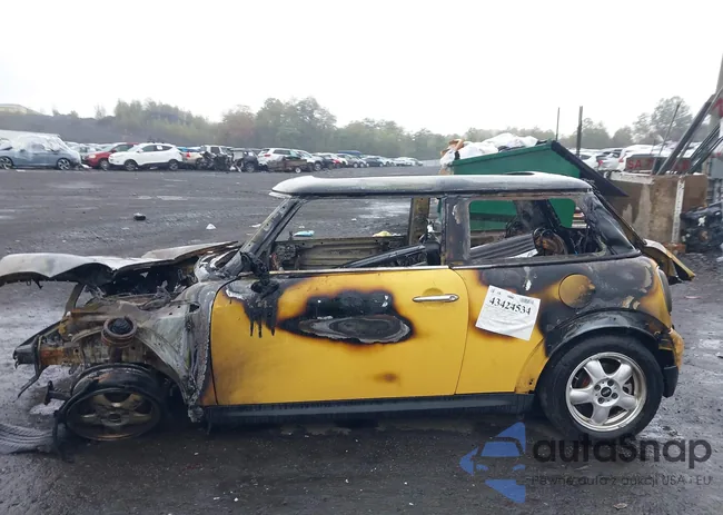 WMWMF335X7TU62659: 43424534