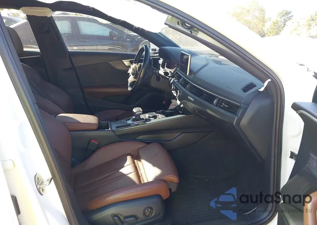 WAUENAF44HN036745: 43425878