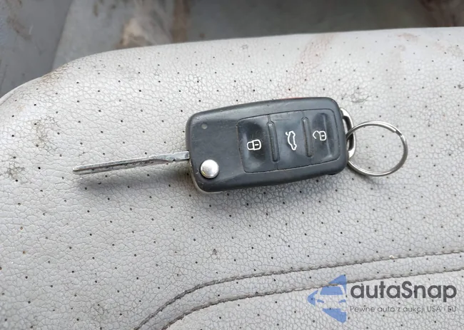 1VWBS7A37FC009853: 43425968