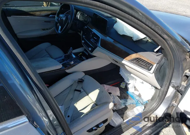 WBAJA5C58JG899637: 43425170