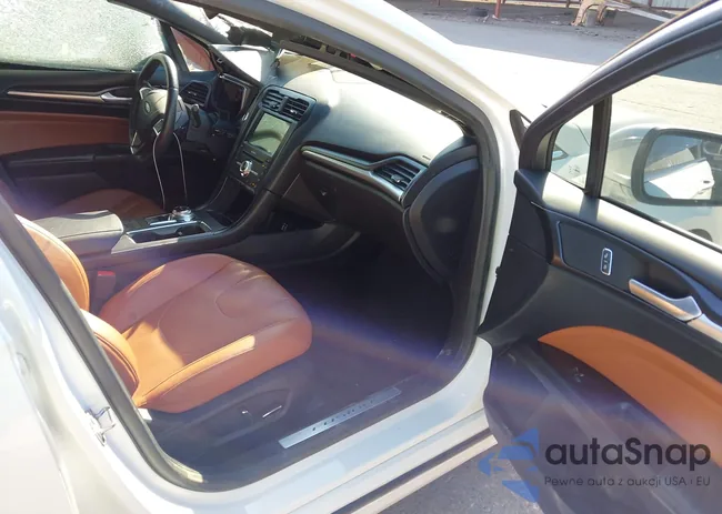 3FA6P0K92LR134097: 43425233