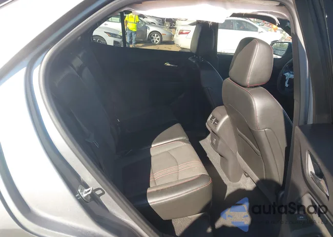 3GNAXMEG8RL100450: 43425515