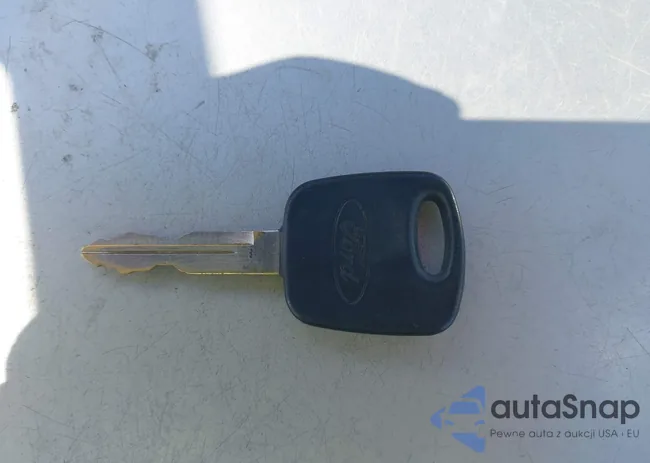 1FTRW08LX3KC81155: 43426656