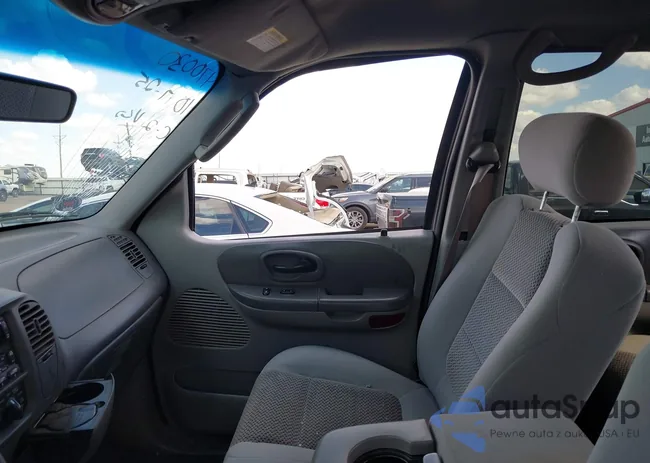 1FTRW08LX3KC81155: 43426656