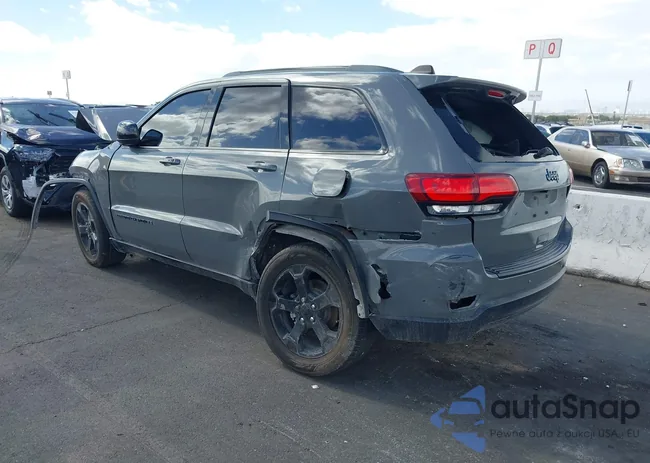 1C4RJEAG0KC690136: 43426906