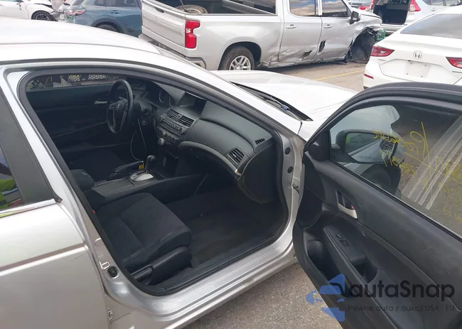 1HGCP2F33CA057671: 43426962