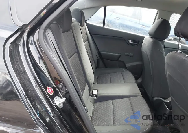 3KPA24AB8JE133751: 43426526