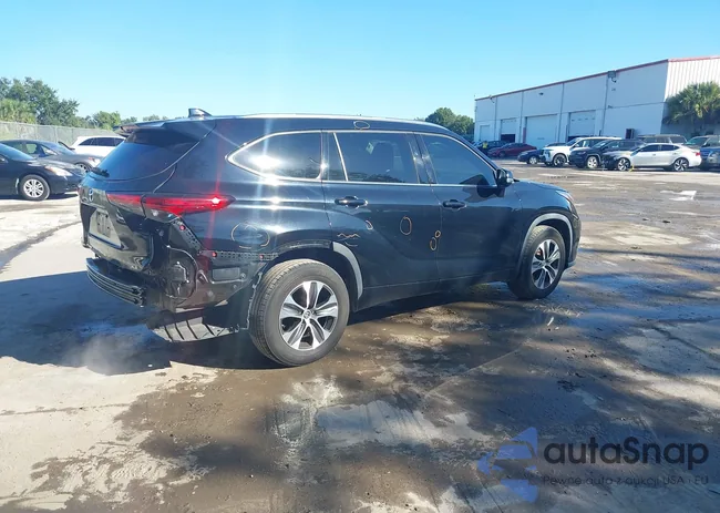 5TDGZRAH9LS028586: 43426537