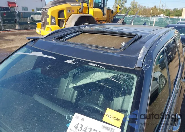 KM8R5DGE3PU593756: 43427560