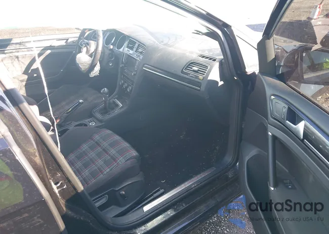 3VW547AU5FM096702: 43427620