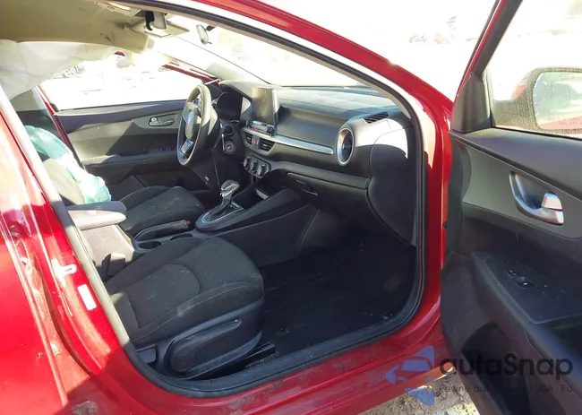 3KPF24AD8ME389982: 43427720