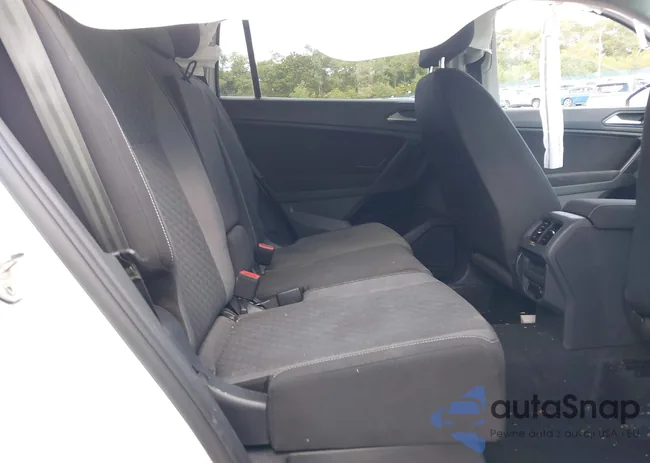 3VV0B7AX2MM059621: 43427799