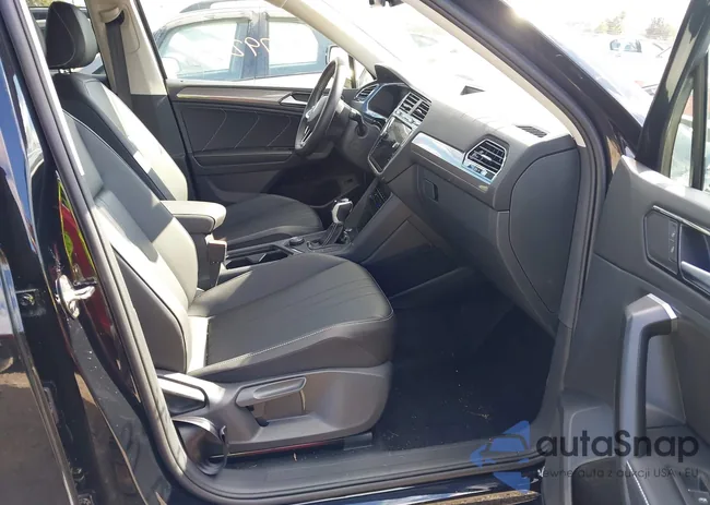 3VV2B7AX9RM136727: 43427923