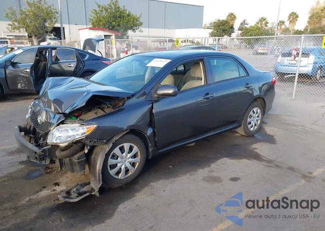 1NXBU4EE5AZ300518: 43428137