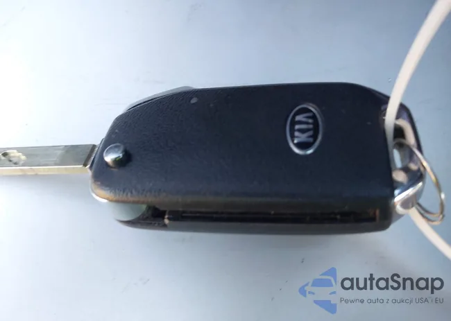 KNDJ23AU5M7130970: 43427163