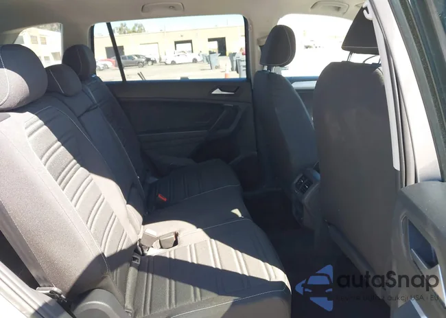 3VVRB7AX2RM048228: 43427250