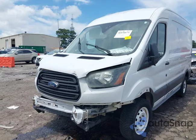 1FTNR1CM6FKA24929: 43427306