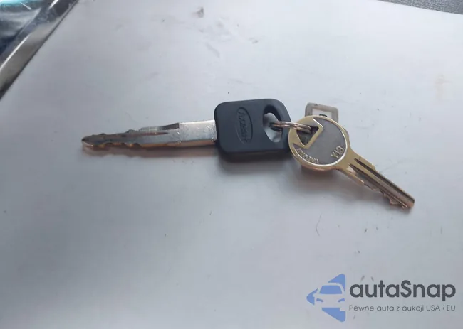 1FTNF21596EA37652: 43427385