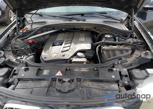 5UXWX5C56BL709221: 43428565