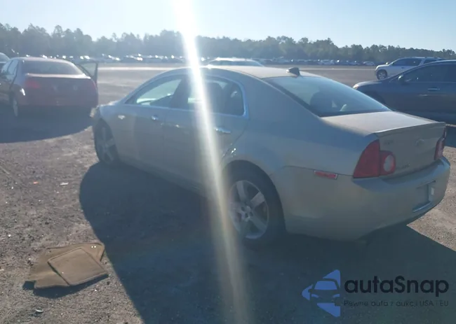 1G1ZC5E08CF211705: 43428631