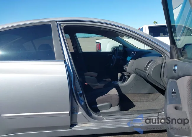 1N4AL21E49C101982: 43428390