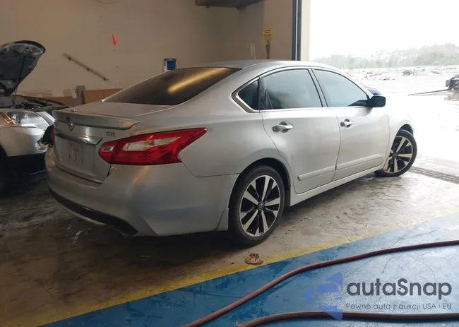 1N4AL3AP8GN316273: 43428544