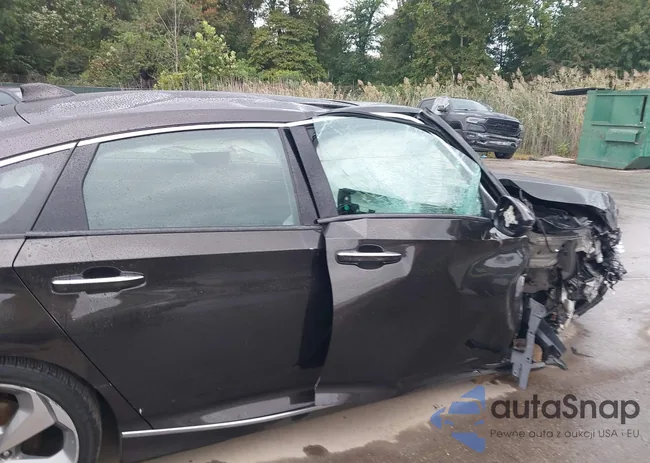 1HGCV2F97JA037799: 43429637