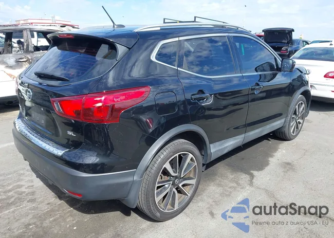 JN1BJ1CP4JW196076: 43429677