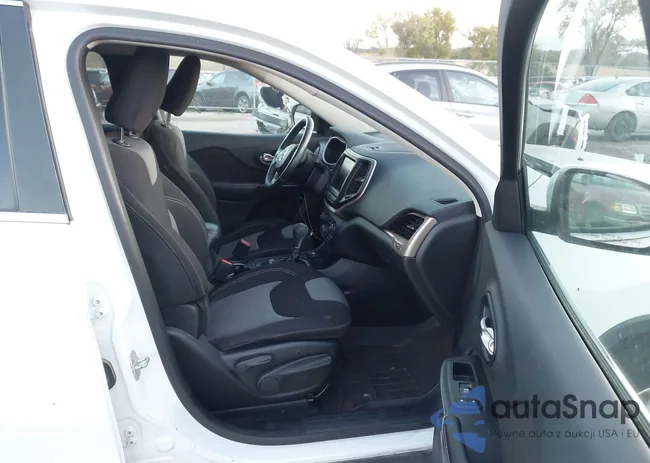 1C4PJMCS2EW180778: 43429757