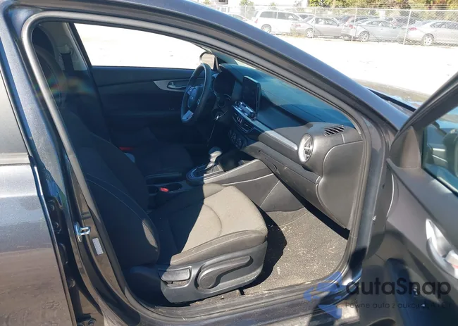 3KPF24AD2PE608262: 43429969