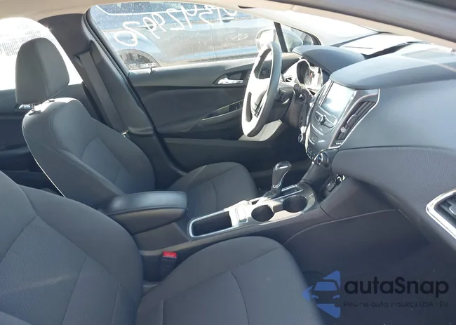 1G1BE5SM2J7152984: 43429970