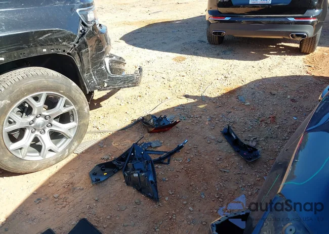 19XFC1F30KE009977: 43429352