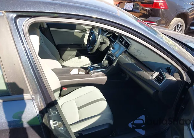 19XFC1F30KE009977: 43429352