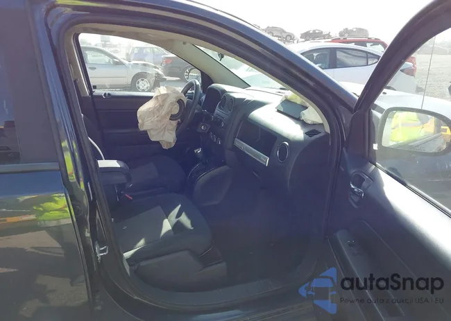 1C4NJCBA8ED800913: 43430663