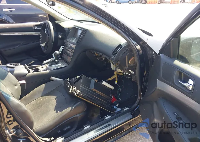 JN1CV6AP9DM306774: 43430827