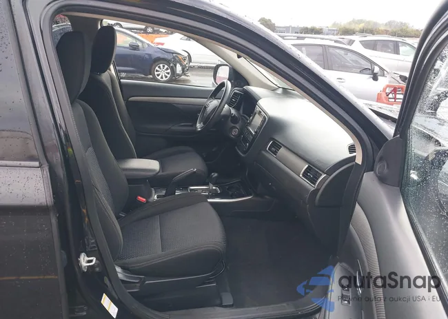 JA4AD2A38JJ003053: 43431101