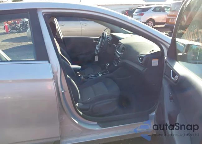 KMHC75LC2KU125312: 43430427