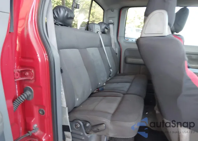 1FTRX12W04NA74666: 43431809