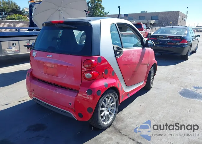 WMEEJ3BA8DK643119: 43432988