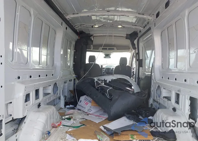 1FTYR2CM1HKA88737: 43432438