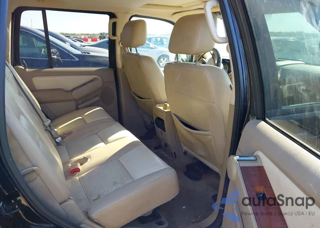 1FMEU64888UA77910: 43433569