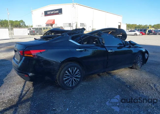 1N4BL4DV4PN337593: 43433621