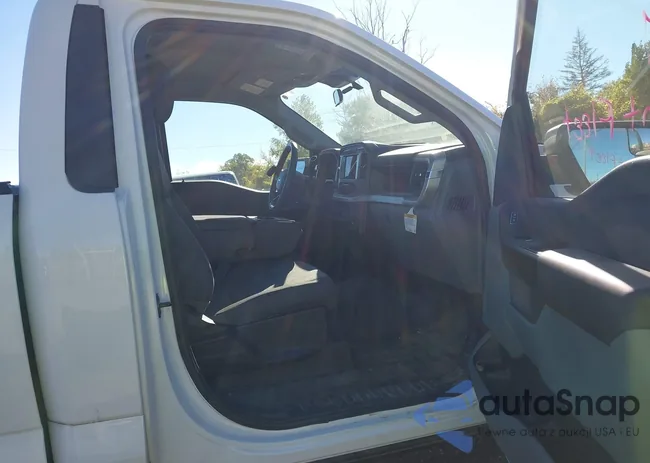 1FTMF1EB2NKE44346: 43433728