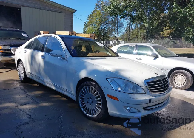 WDDNG71X47A098563: 43434146