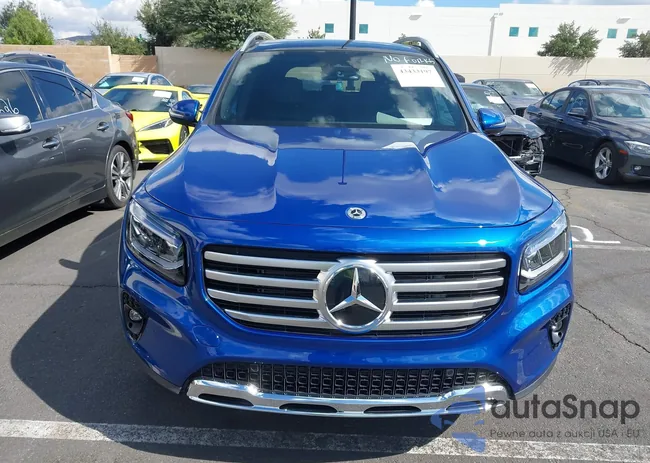 W1N4M4HB7RW372666: 43433197