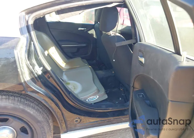 2C3CDXAG8GH293517: 43433349