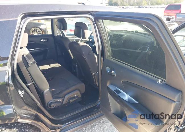 3C4PDDBG4FT526230: 43434564