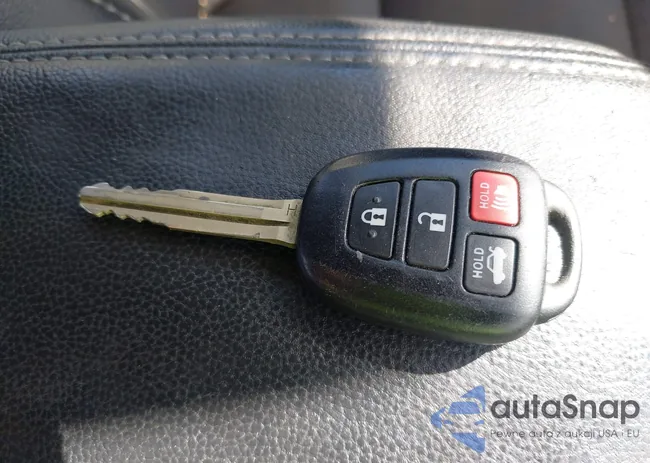 2T1BURHEXFC296001: 43434743