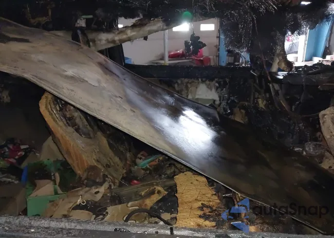 KNDMB5C14G6116743: 43434816